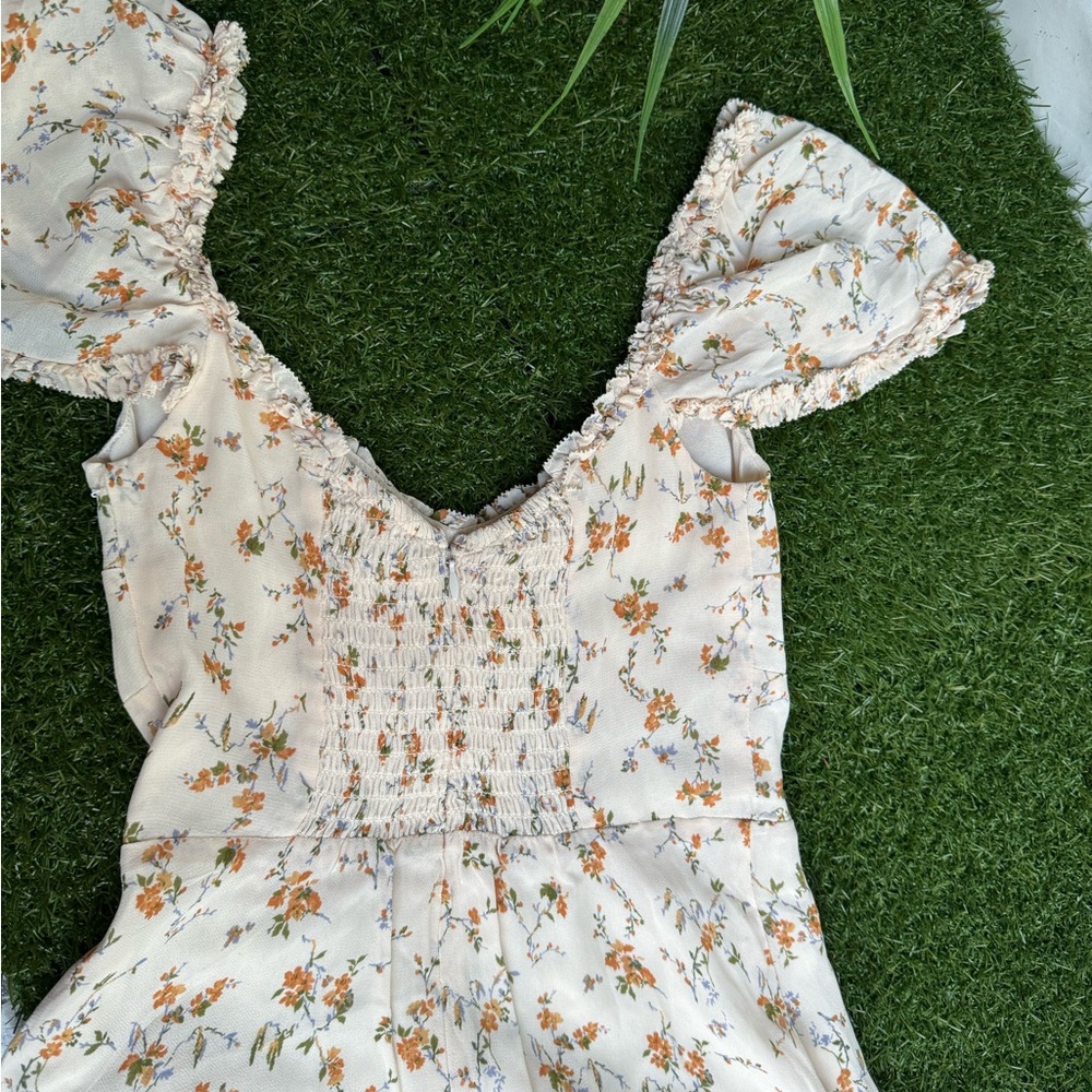 Reformation Maebry Dress 
Color: Julius Size 6 New without tags $248 - Picture 11 of 15